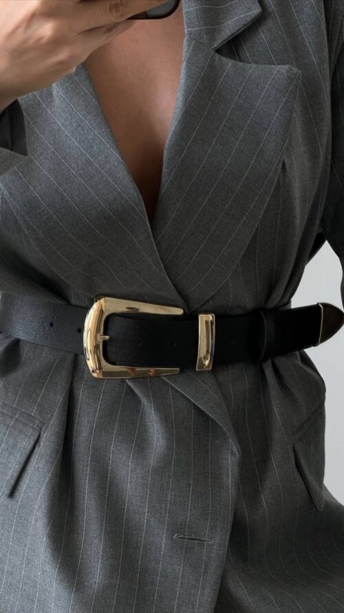 8EFC5495-5008-4272-9E08-48FA994E6A76 Gold Black Belt