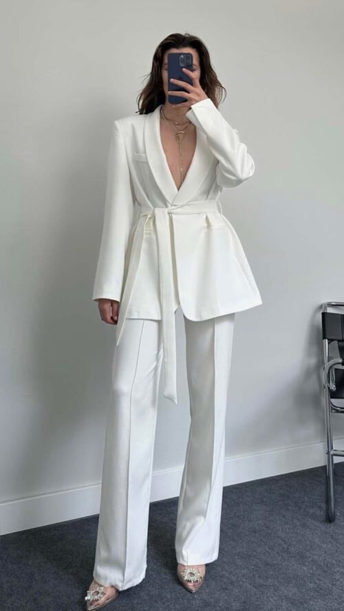 photo-output_4 Mabel White Elite Set