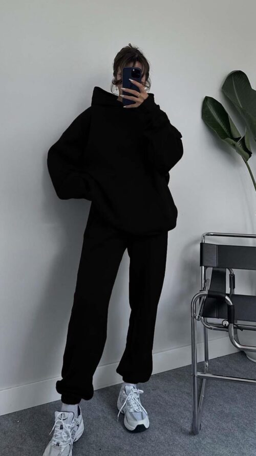 Move Oversize Black Hoodie Set