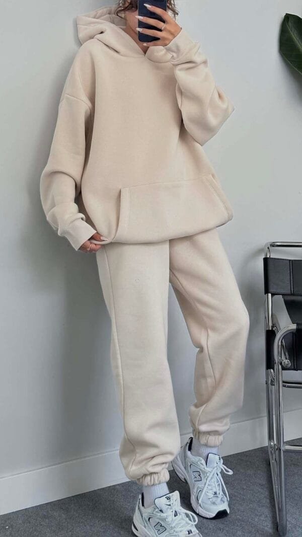 Move Oversize Beige Hoodie Set