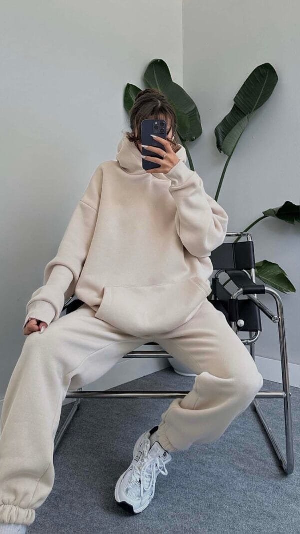 Move Oversize Beige Hoodie Set