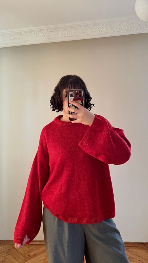 Viola Red Sweater