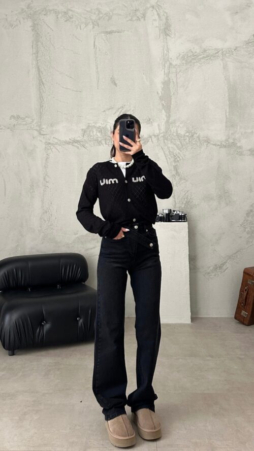 Retro Black Belted Jean