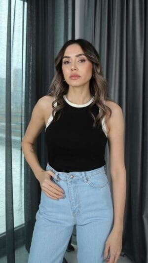 Skyler Black Top