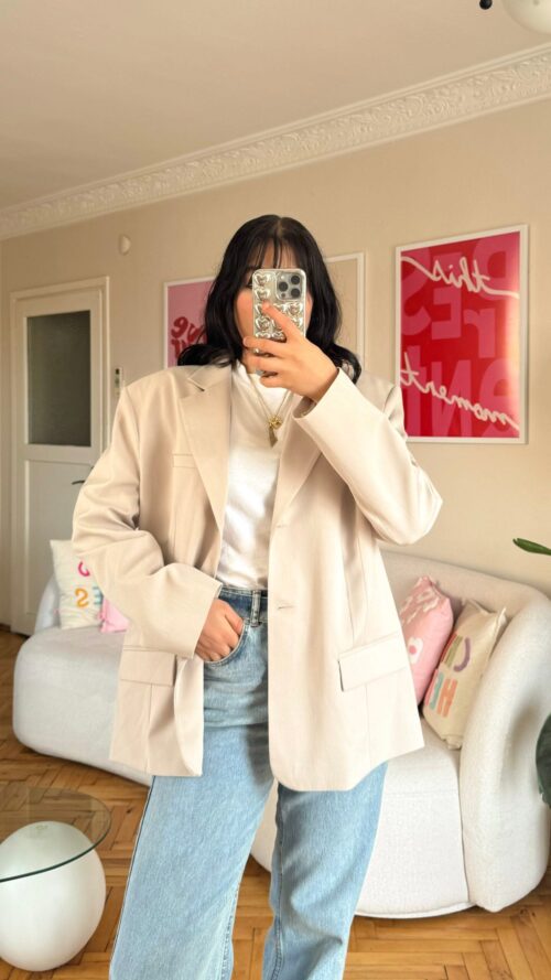 Vivian Oversize Beige Blazer