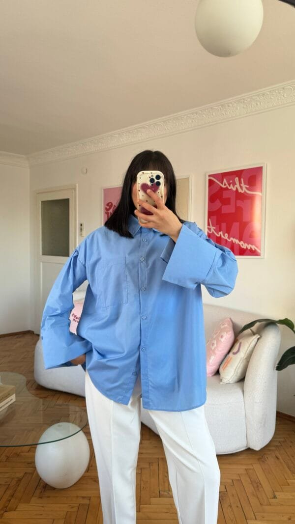 Wide Cuffled Blue Shirt