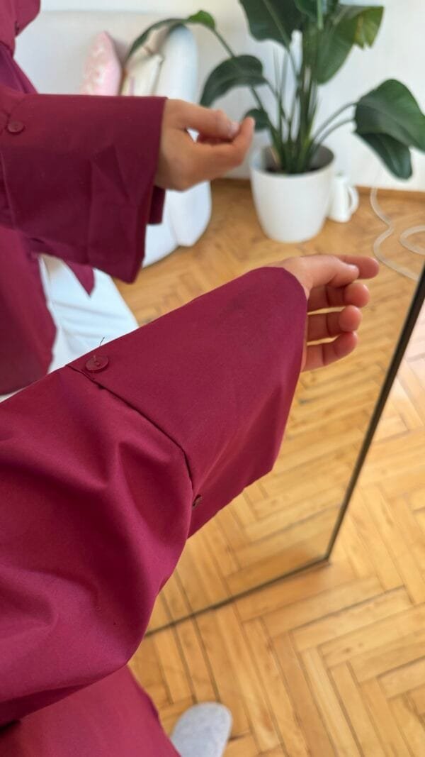 Wide Cuffled Burgundy Shirt