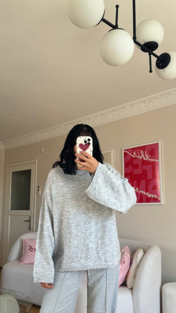 Viola Light Grey Sweater