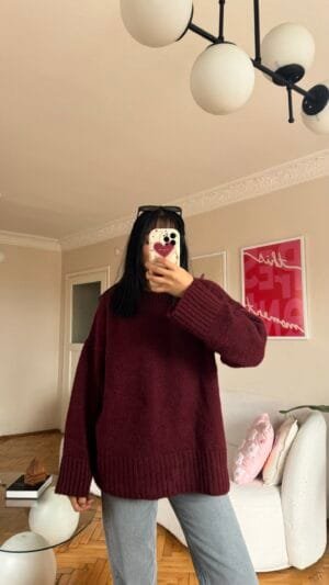 Charlotte Burgundy Sweatshirt