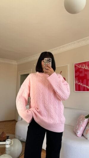 Amelia Baby Pink Sweatshirt