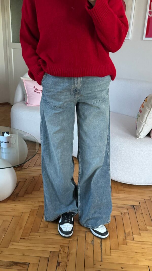 Baggy Blue Jeans