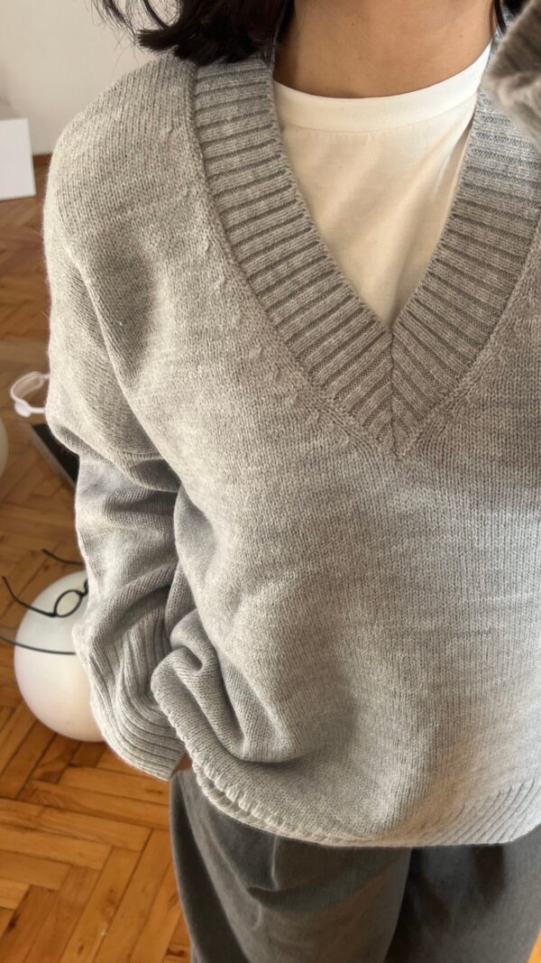 The V Light-Grey Sweater
