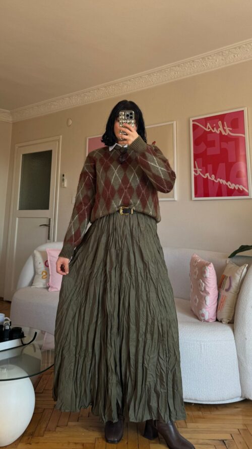 IMG_7475 Wrinkled Olive Skirt