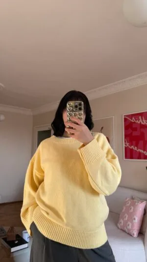 Sandy Yellow Sweatshirt