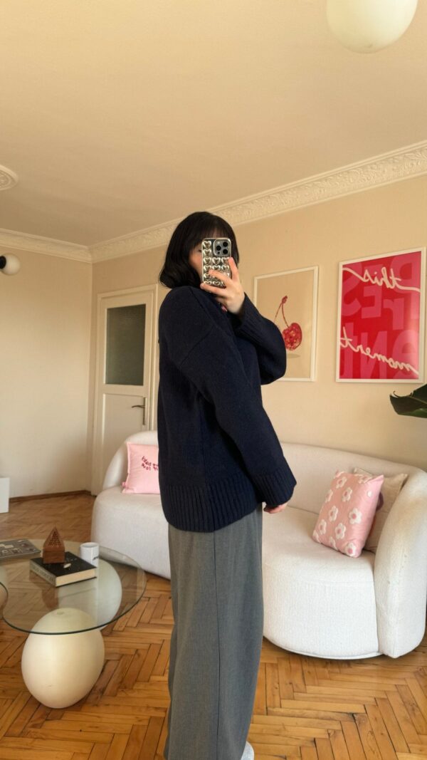 Charlotte Navy Sweatshirt