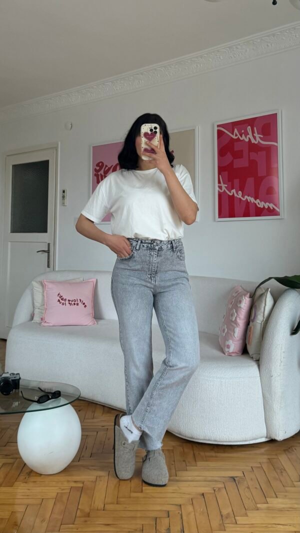Olivia Grey Jeans