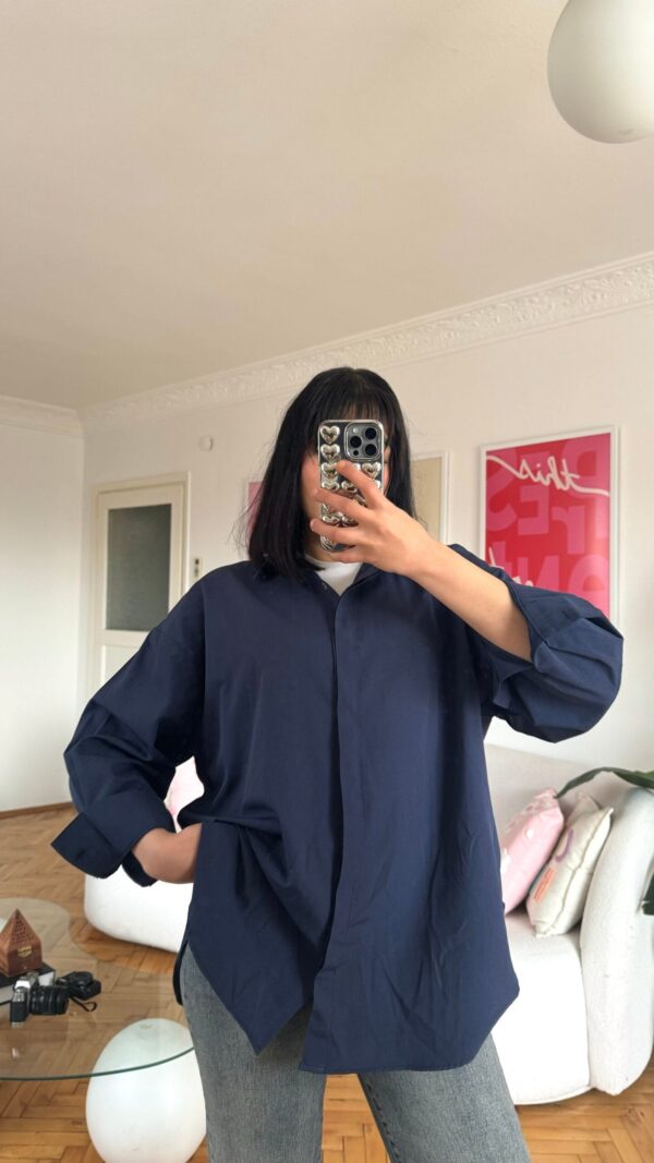 Laura Navy Shirt
