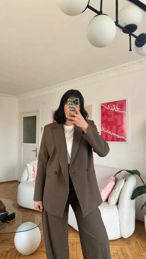 Velora Dark Brown Set