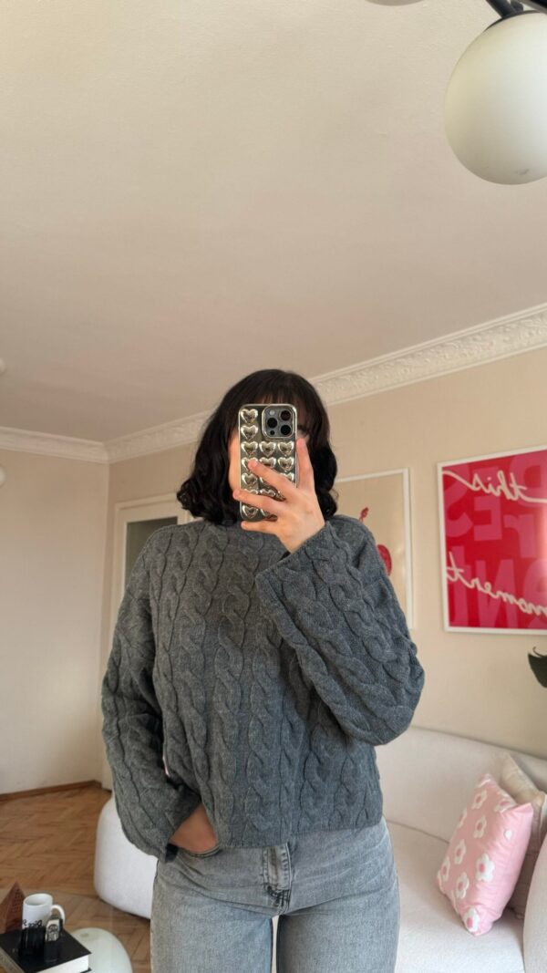 Flora Dark Grey Sweater