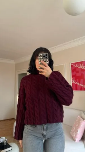 Flora Burgundy Sweater