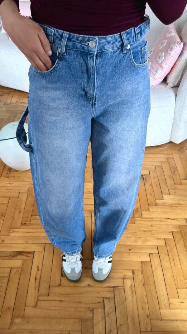 Baggy Blue Jeans