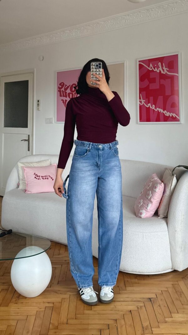Baggy Blue Jeans
