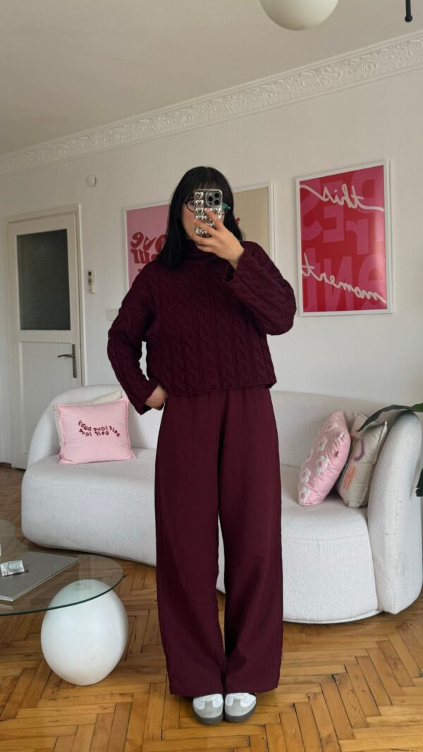 Mady Burgundy Linen Pants