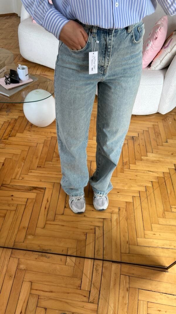 Gorgia Washed Light Blue Jeans