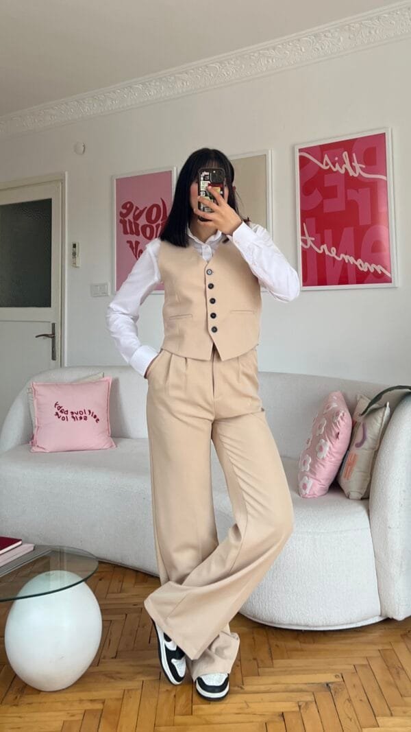 Flora Beige 3 Pieces Set