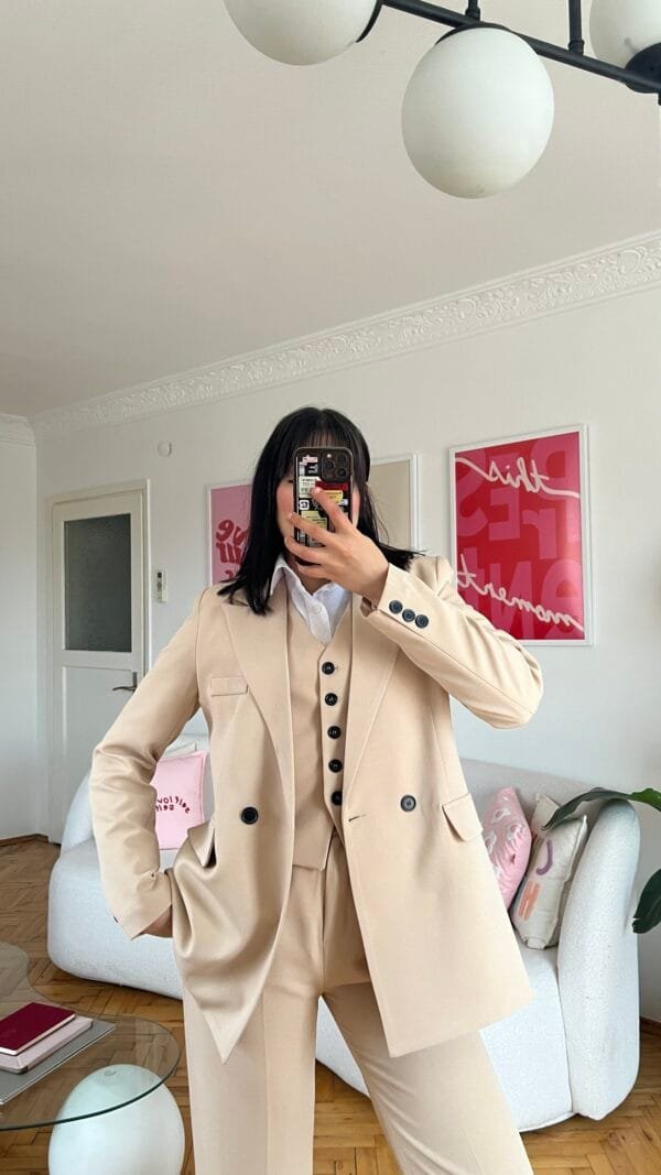 Flora Beige 3 Pieces Set