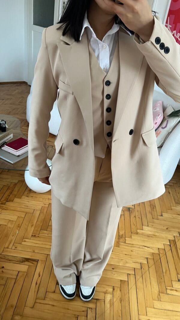 Flora Beige 3 Pieces Set
