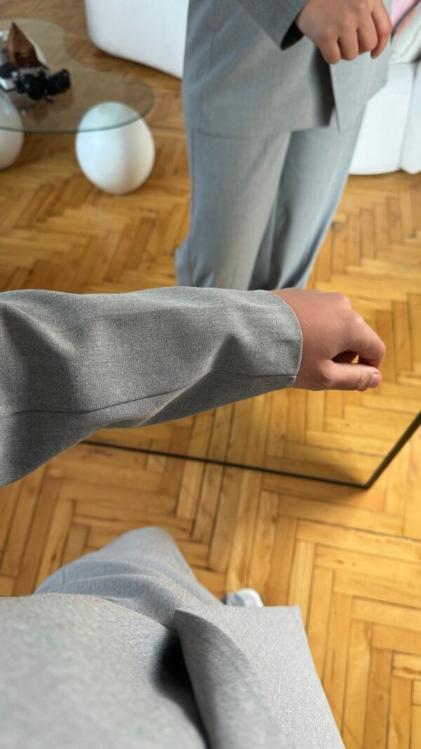 Velora Light Grey Blazer