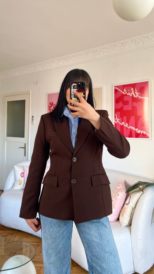 Carolina Fitted Dark Brown Blazer