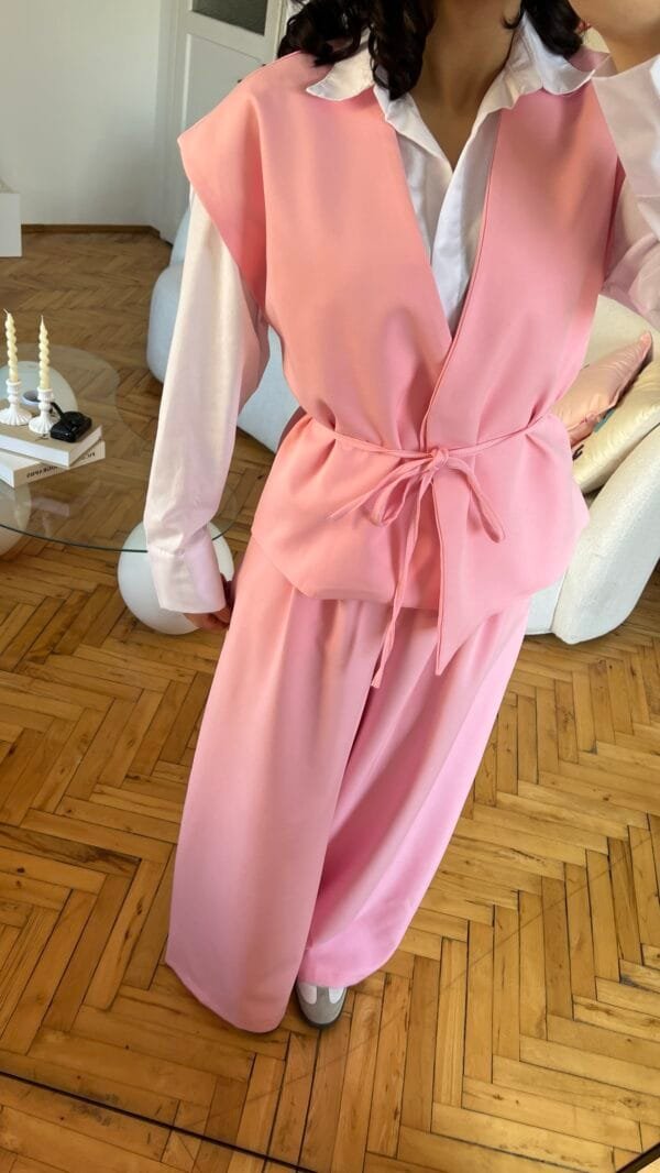Melira Baby Pink Sleevless Set