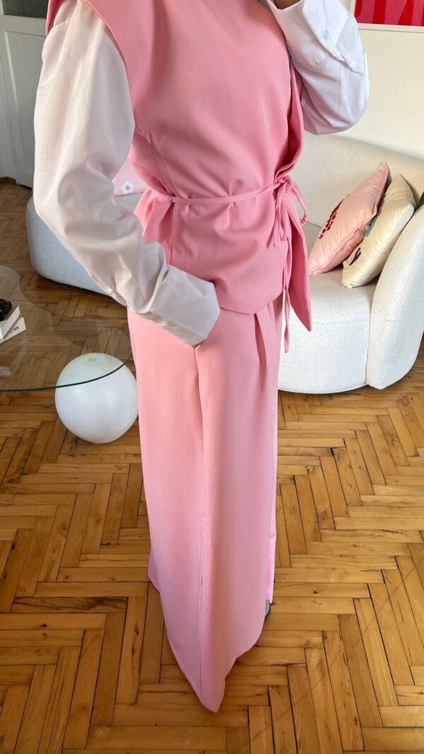 Melira Baby Pink Sleevless Set