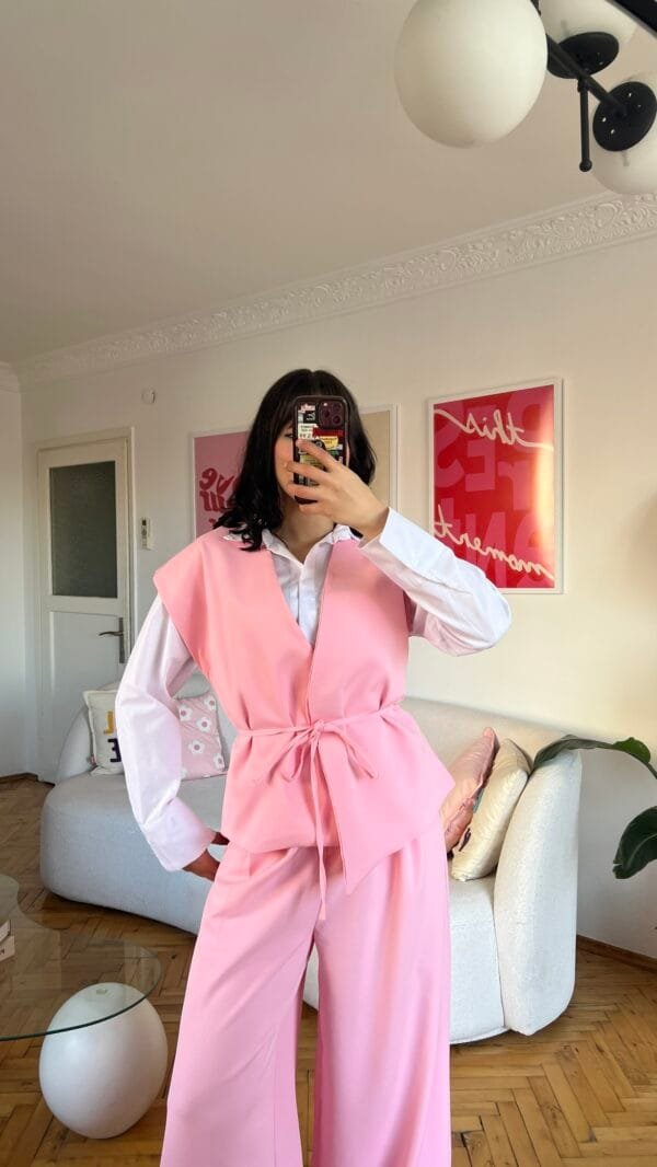 Melira Baby Pink Sleevless Set
