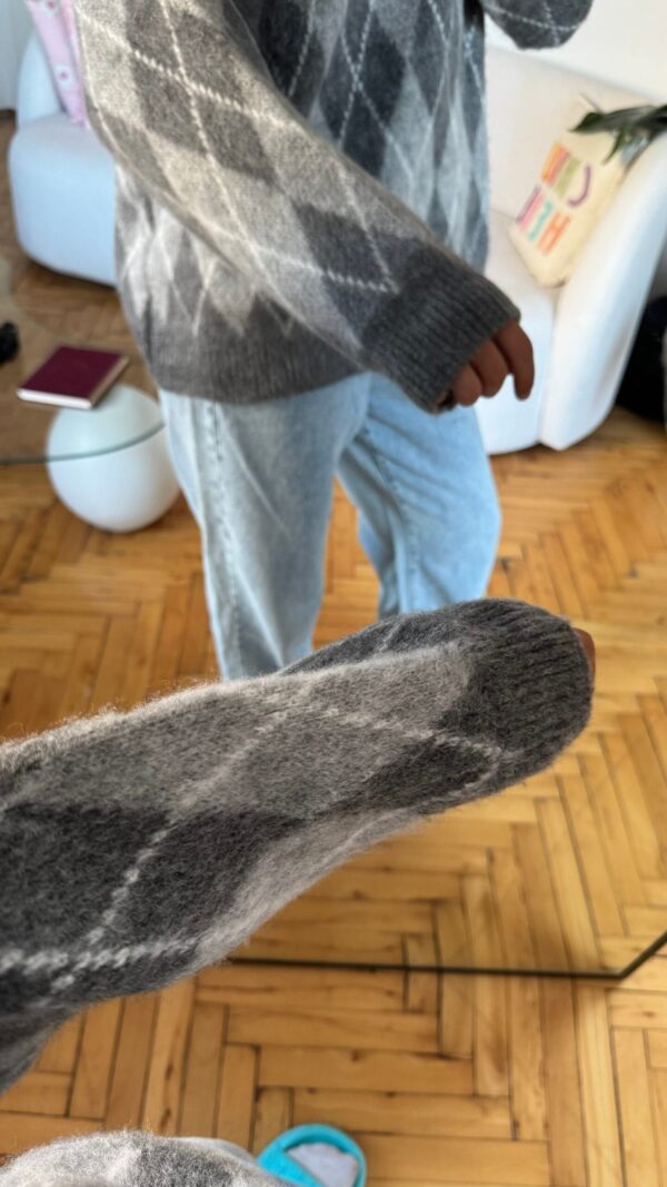 Remy Baklava Dark Grey Sweater