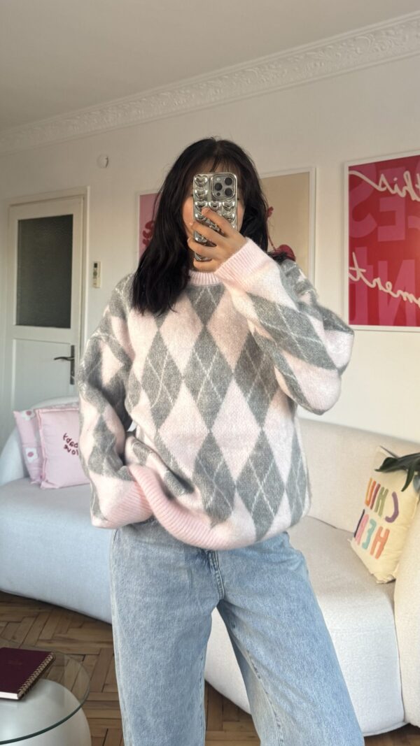 Remy Baklava Baby Pink/Grey Sweater