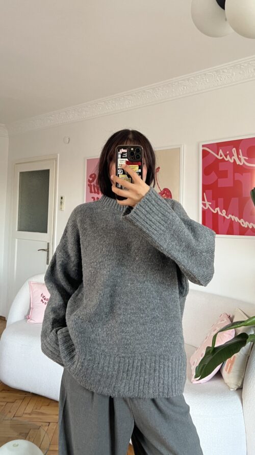 Charlotte Dark Grey Sweatshirt