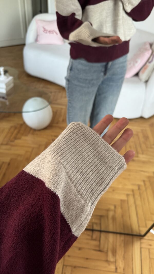 Sisi Burgundy Sweater