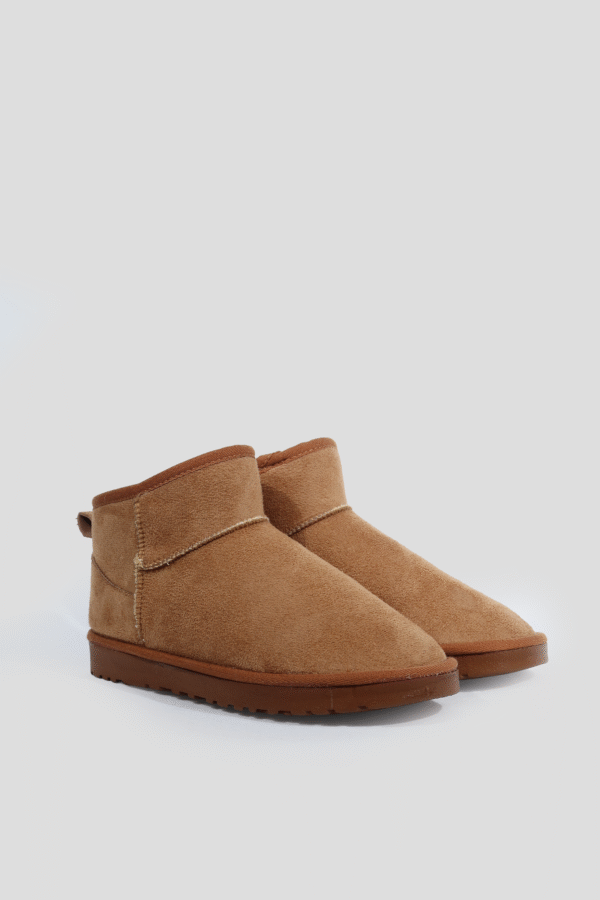 Universal Camel UGG