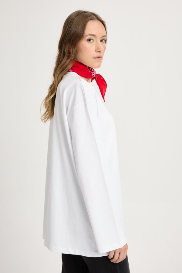 Lory White Shirt