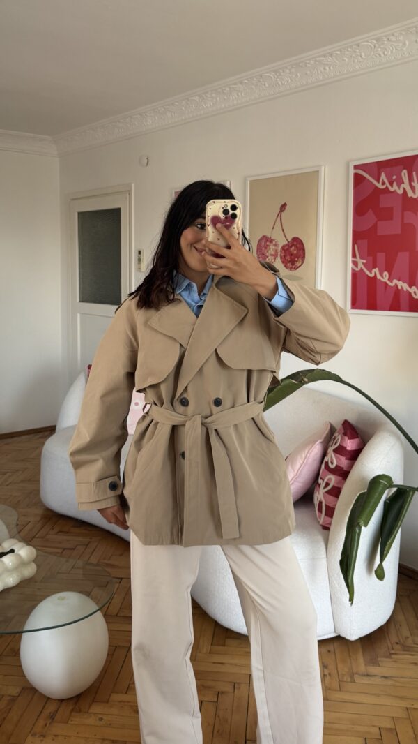 Fantazya Beige Tranchecoat
