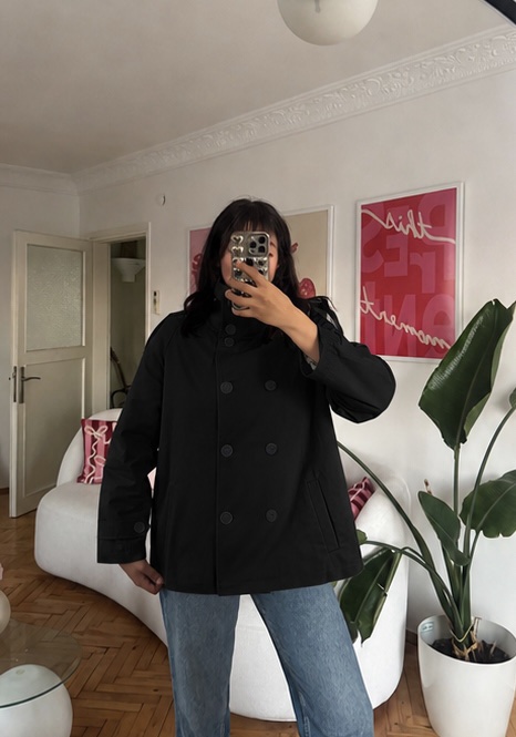 Margot Premuim Black Trenchcoat