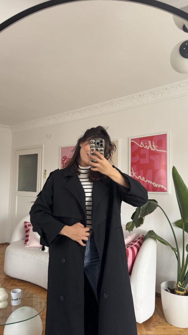 Foleska Premuim Black Long Trenchcoat