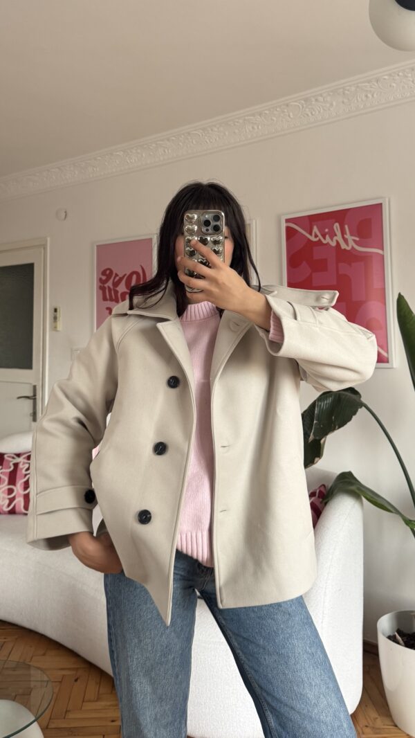 Rez Premuim Creamy Coat