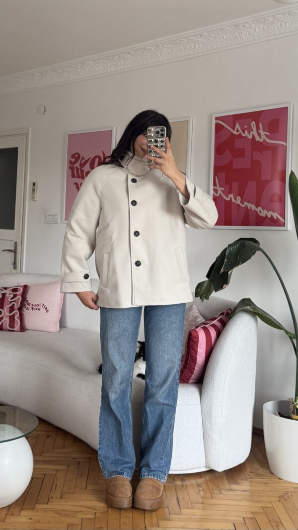 Rez Premuim Creamy Coat